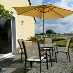 D'hotes Le Pot Au Lait Bed & Breakfast