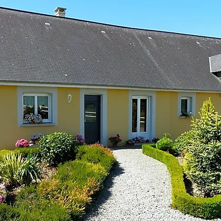 D'hotes Le Pot Au Lait Bed & Breakfast